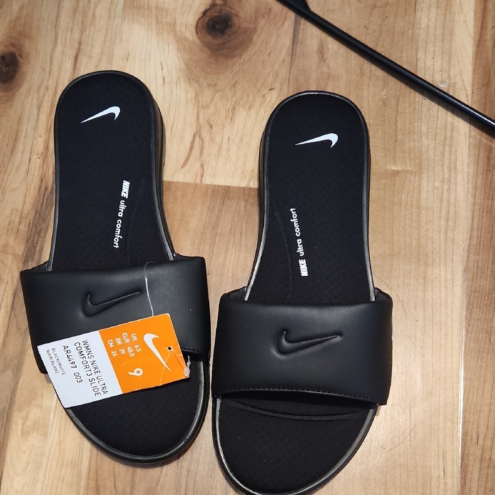 Nike Black Slide Sandals